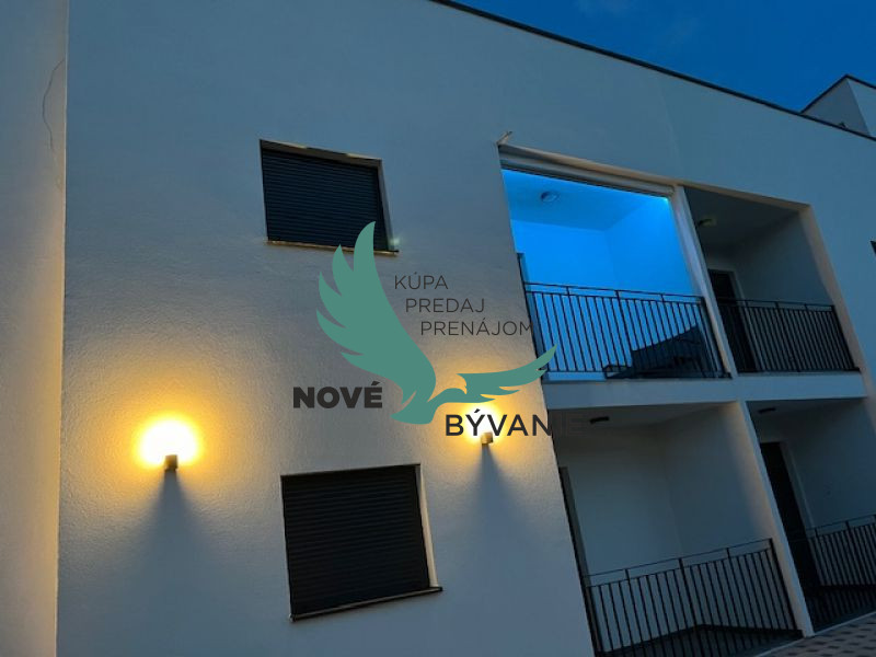 Chorvátsko - Zariadený apartmán so strešnou terasou len 150m - 13