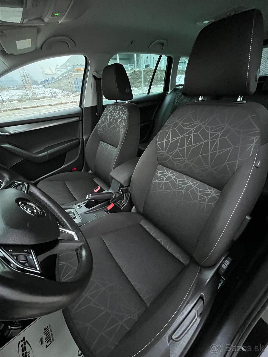 Škoda Octavia Combi III Facelift Xenon,Ťažné - 13