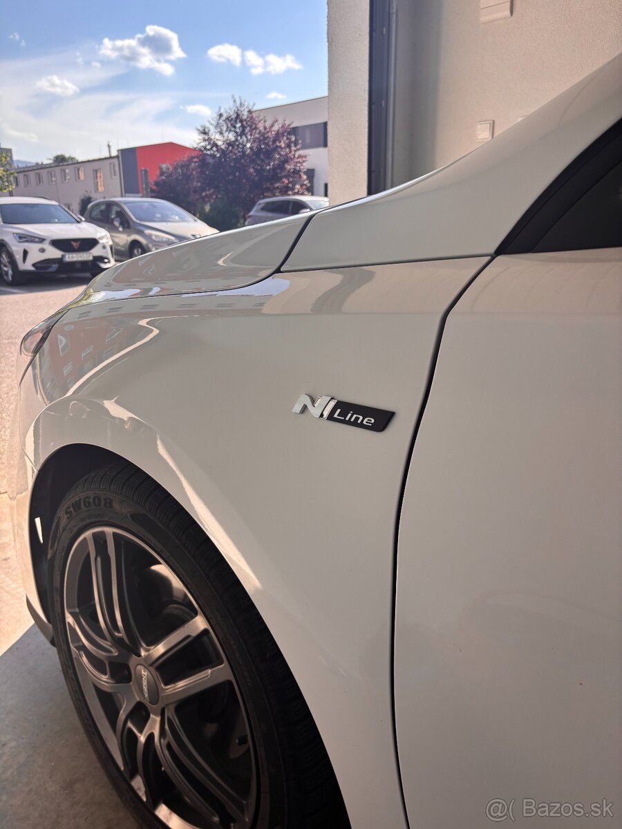 Hynudai i30 Fastback N-Line - 13