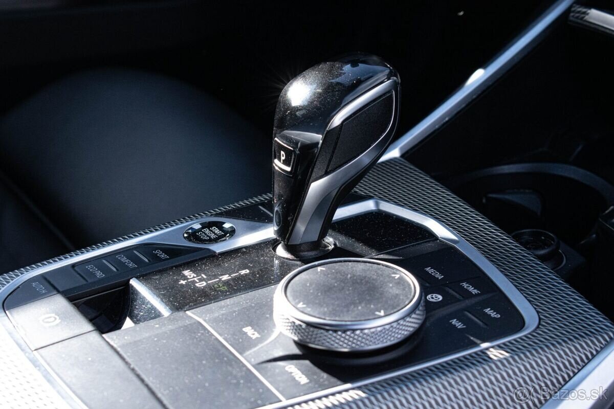 BMW 320d MHEV xDrive - 13