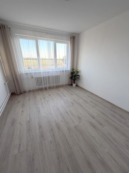 Krásny Nový 3 izbový byt 69 m2, garáž, záhrada Jahodná - 13