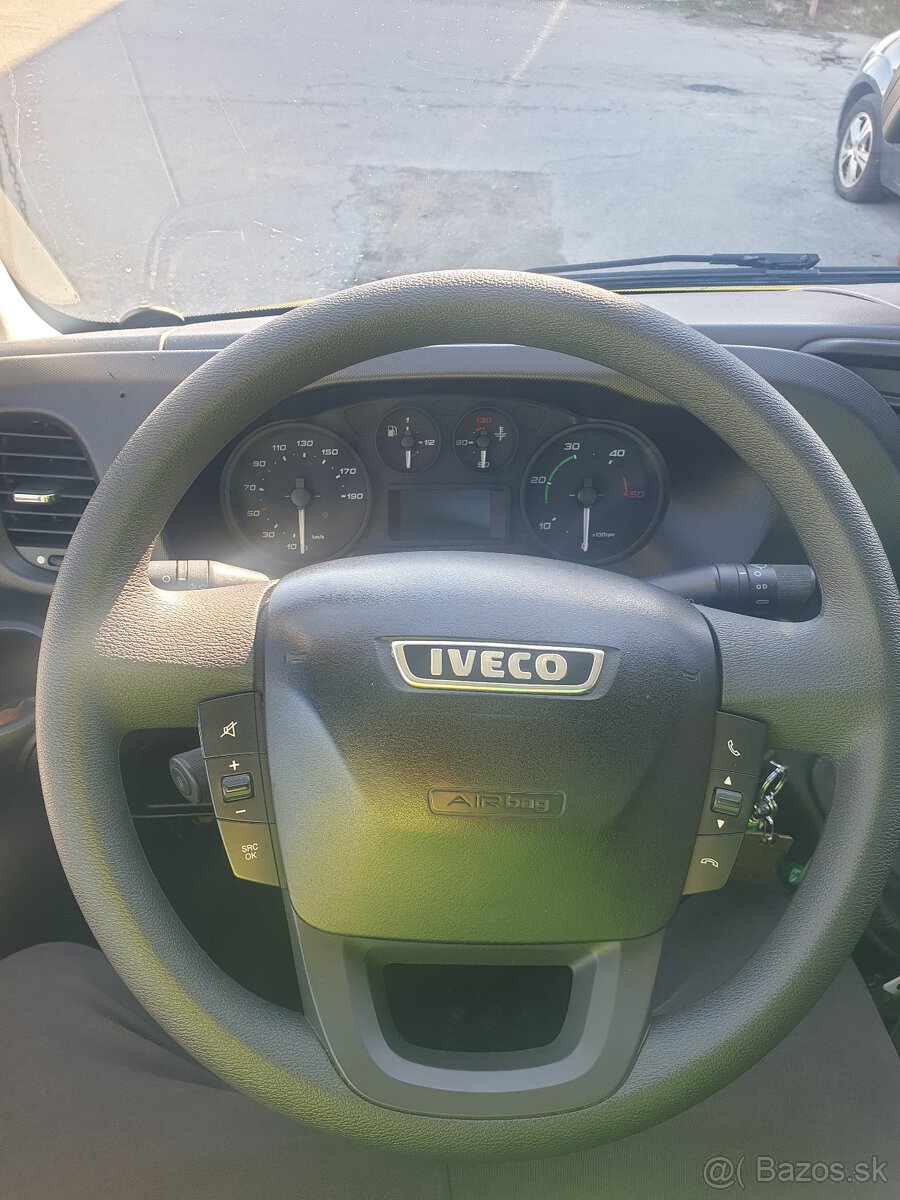 PREDAM ODTAHOVY ŠPECIÁL IVECO DAILY.....2015 - 13