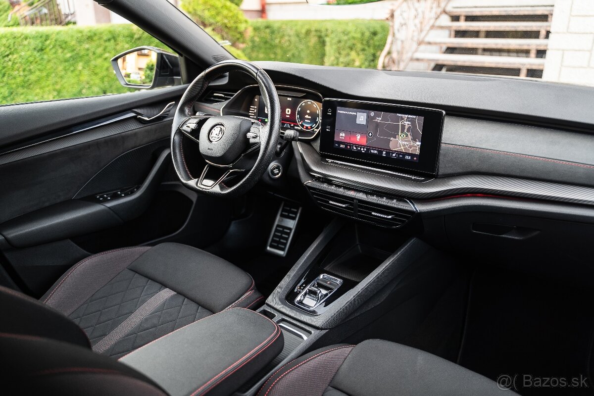 Škoda Octavia Combi 2.0 TDI RS DSG - 13