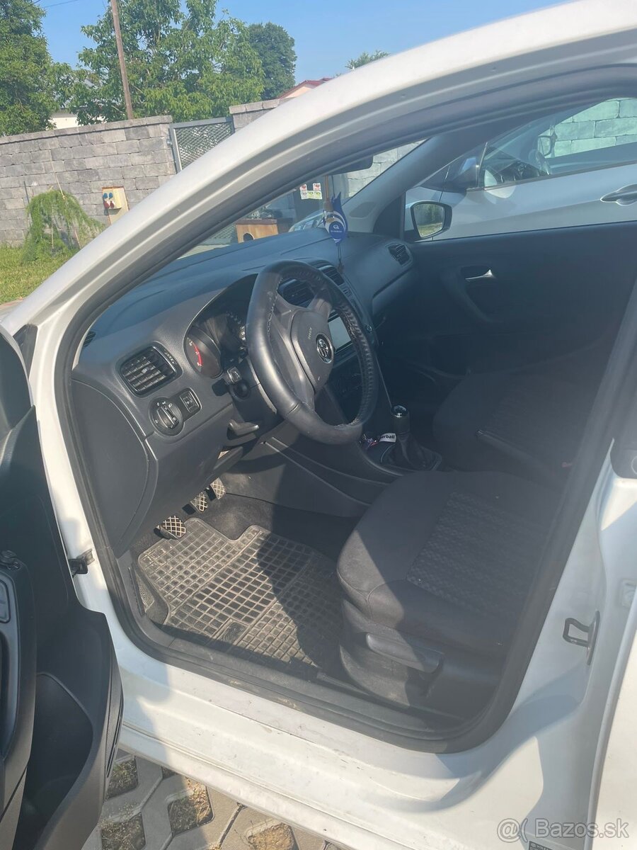 VW POLO 1.0 benzín 44kw - 13
