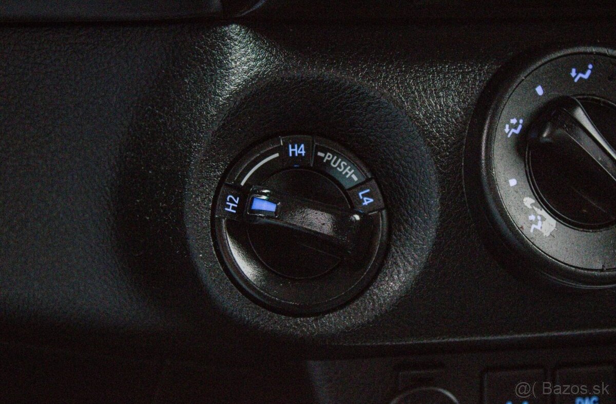 Toyota Hilux 2.4 D-4D Active A/T | 4x4 | - 13