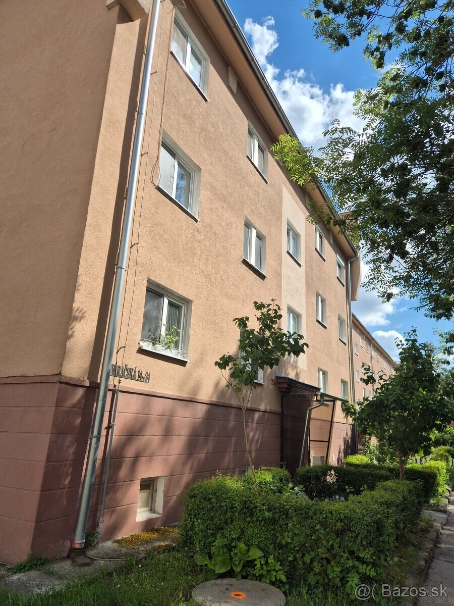 2 -izbový byt na predaj v Komárne - 13