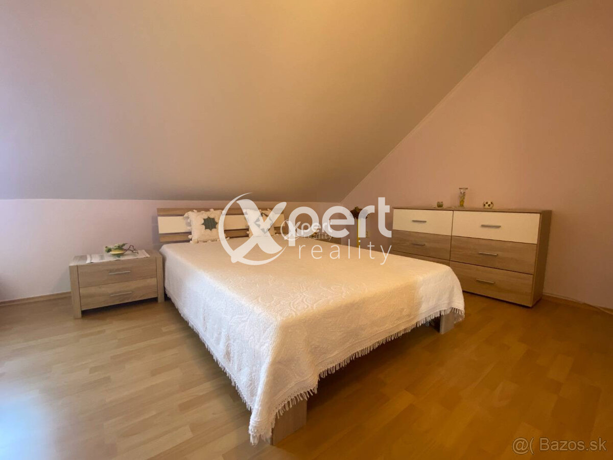 ZNÍŽENÁ CENA. Krásny rodinný dom priamo v centre na predaj - 13