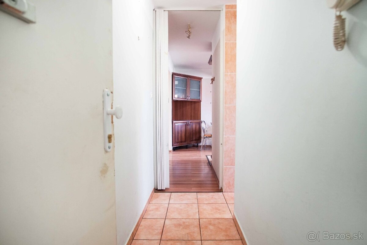 Tehlový 2-izbový byt na ul. Zváračská, Komárno – 57m2 - 13