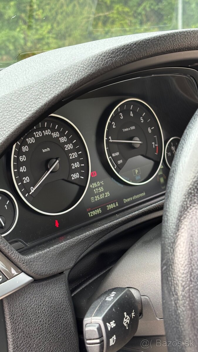 BMW F30 335i ACTIVE HYBRID 3 Sedan Black-sapphire metallic - 13