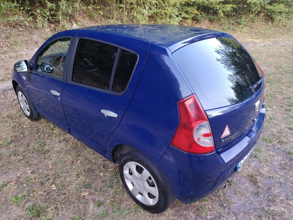 Dacia Sandero 1.4 - 13