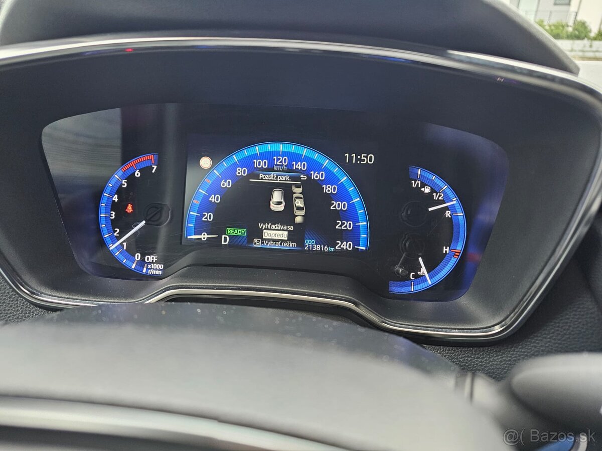 Toyota Corolla Hybrid Combi - 13