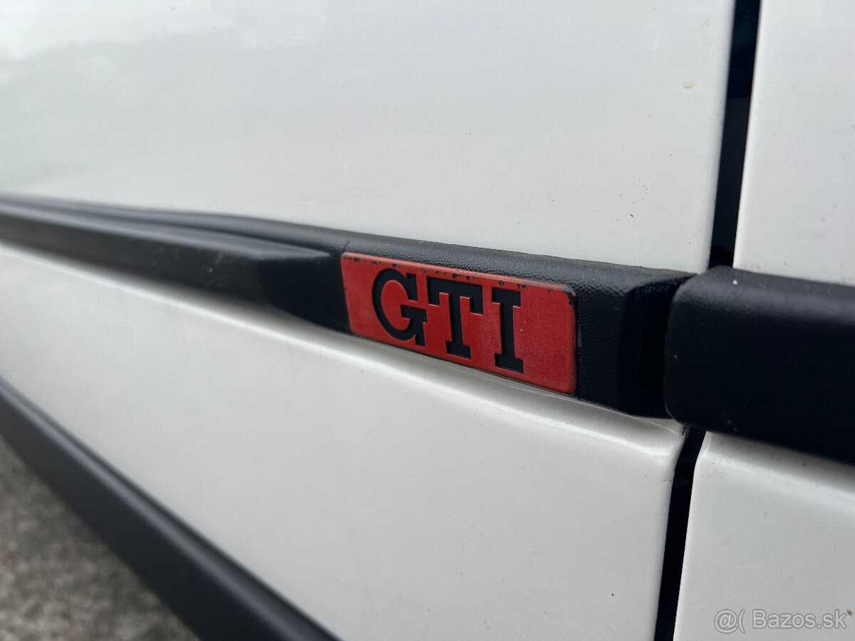 Volkswagen Golf 2 GTI - 13