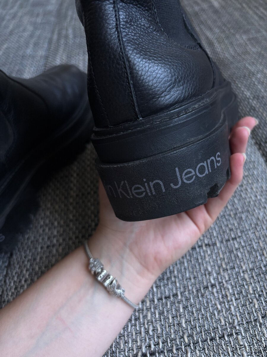 Calvin Klein Jeans čižmy - 13
