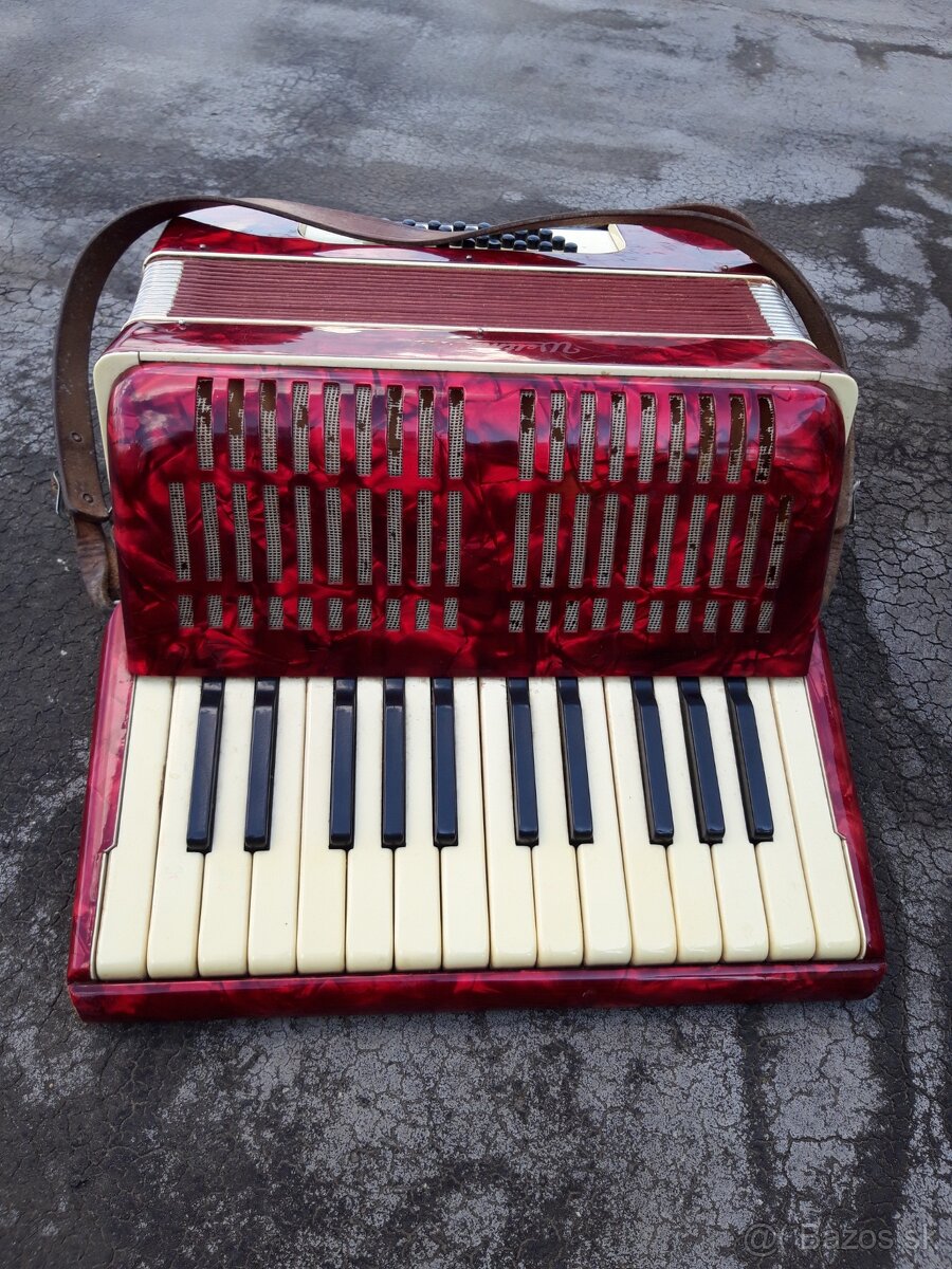 Akordeón Weltmeister - 13