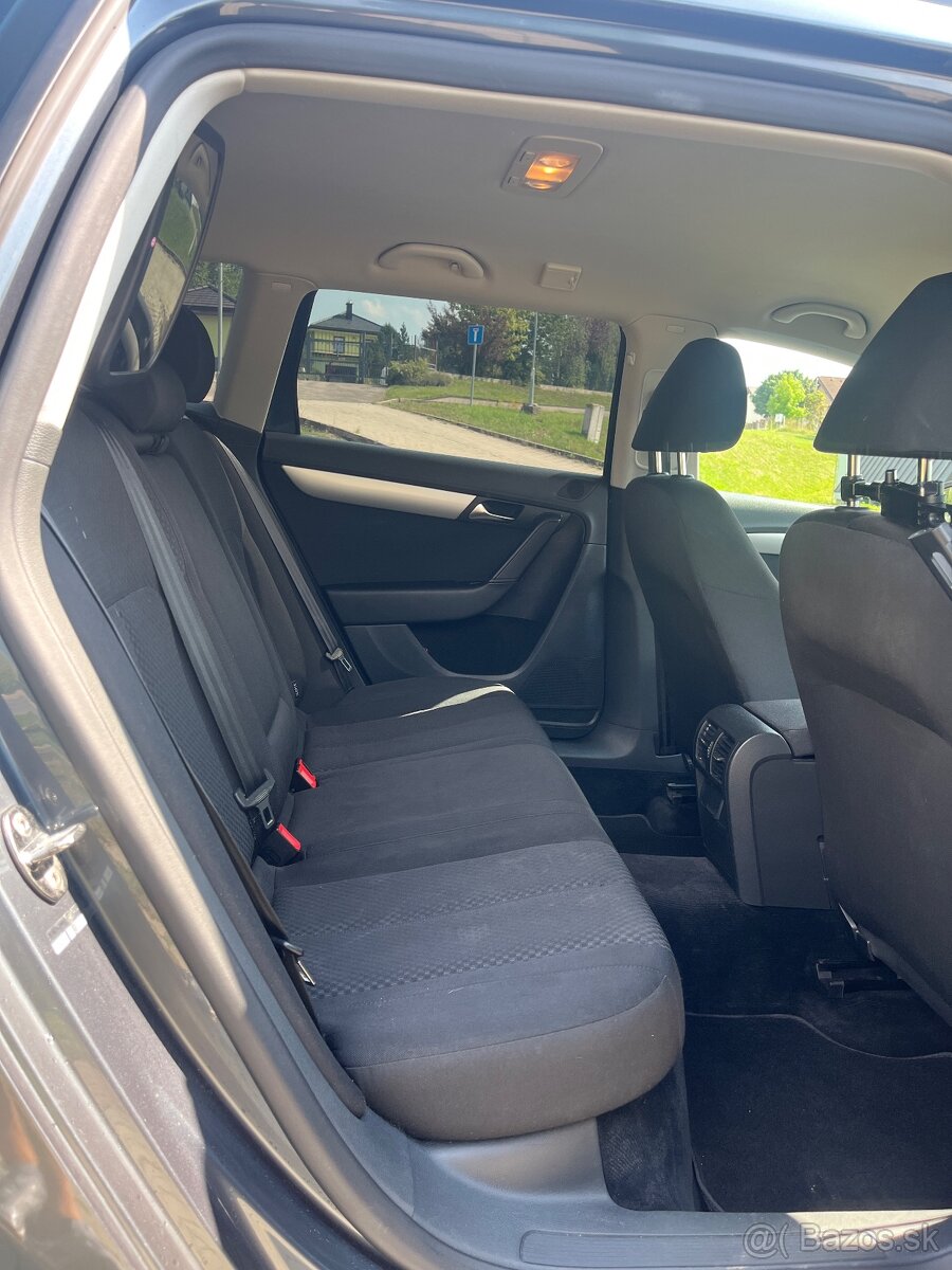 Volkswagen Passat Variant B7 1.6 TDI 77kW, r. 2011 – Comfort - 13
