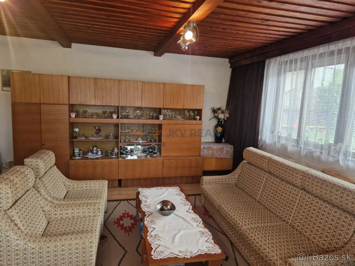 Na predaj 3,5 izbový rodinný dom Veľké Zálužie. - 13