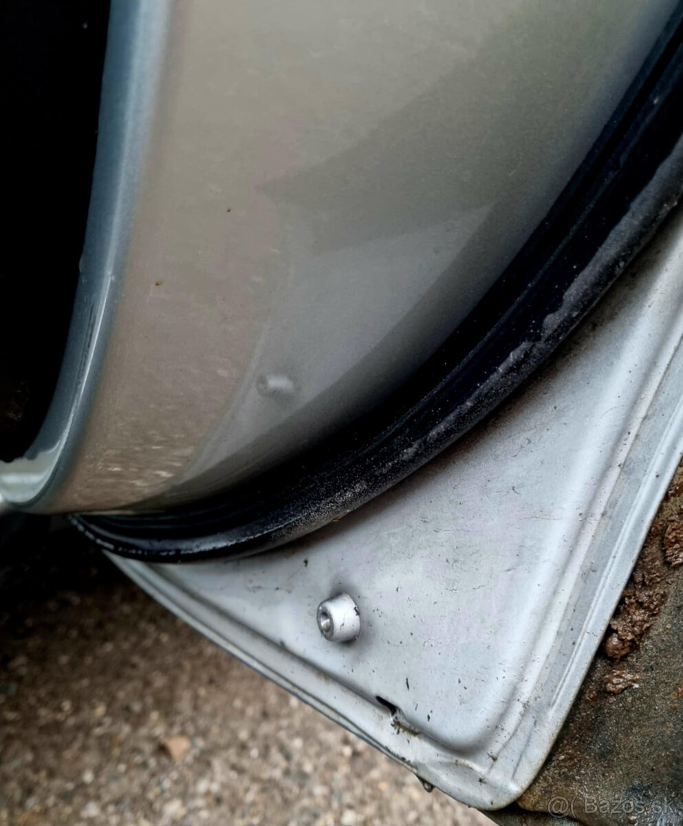 Toyota RAV4 2.0 D4D 85 kw 4x4 – pokazená - 13