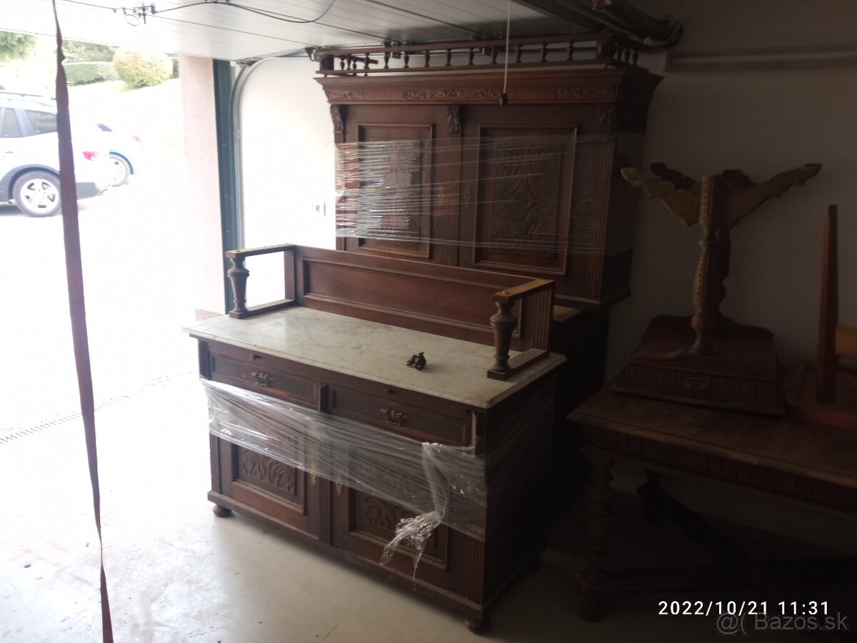 Starožitný nábytok - 13