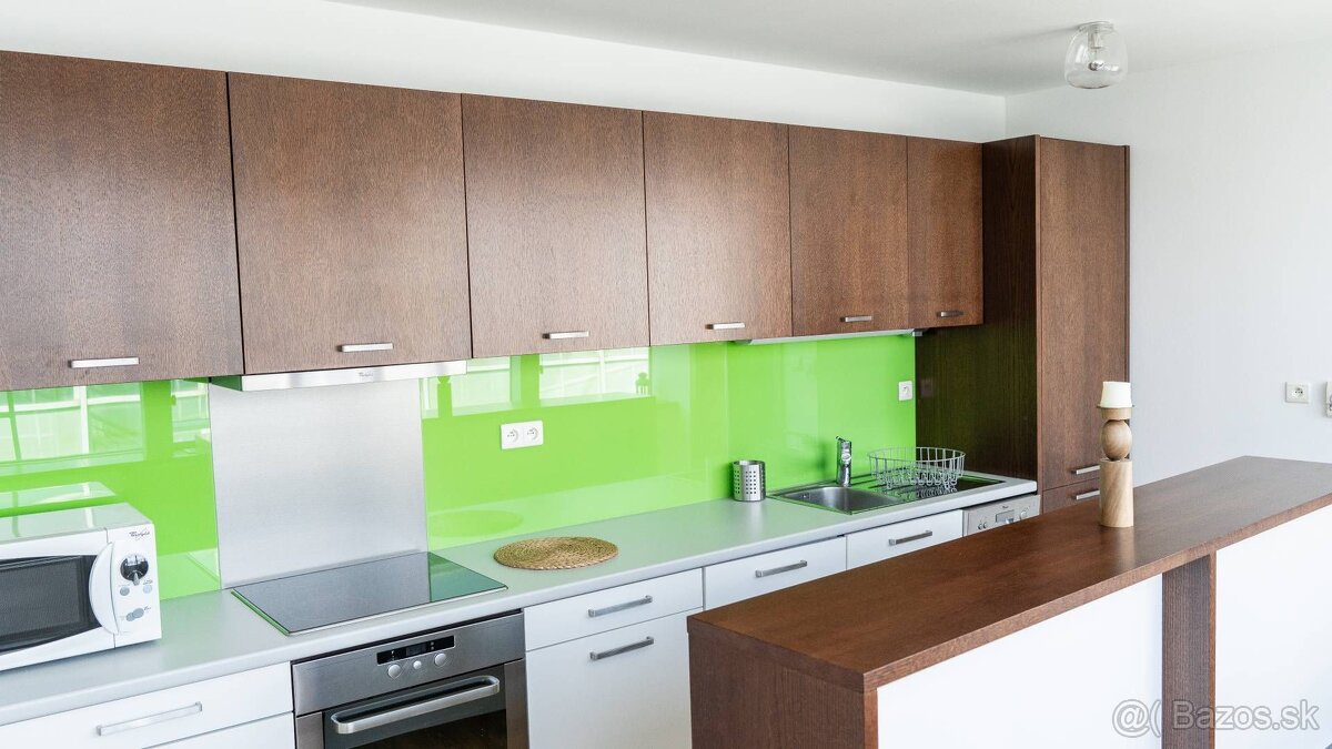 RE/MAX - 103m² - Jedinečný 2-izbový byt v centre Bratislavy - 13