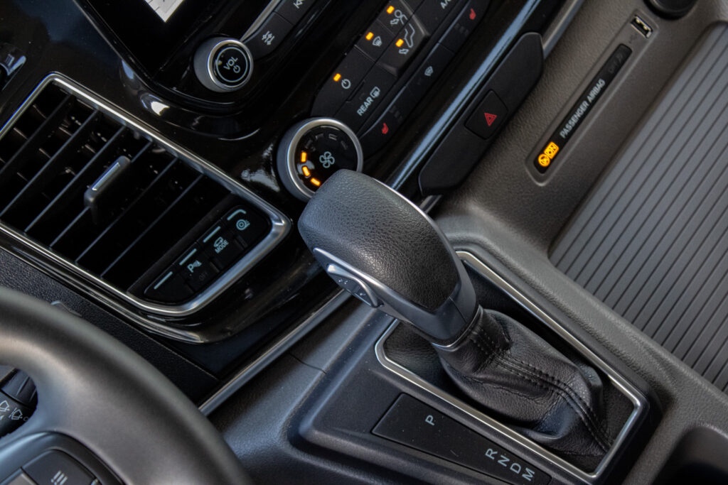 Ford Tourneo Custom - 13