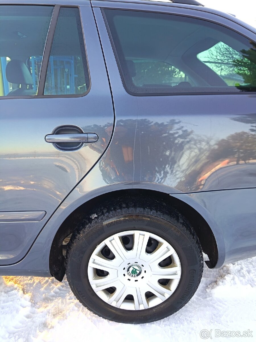 Škoda Octavia combi 2.0 tdi dsg - 13