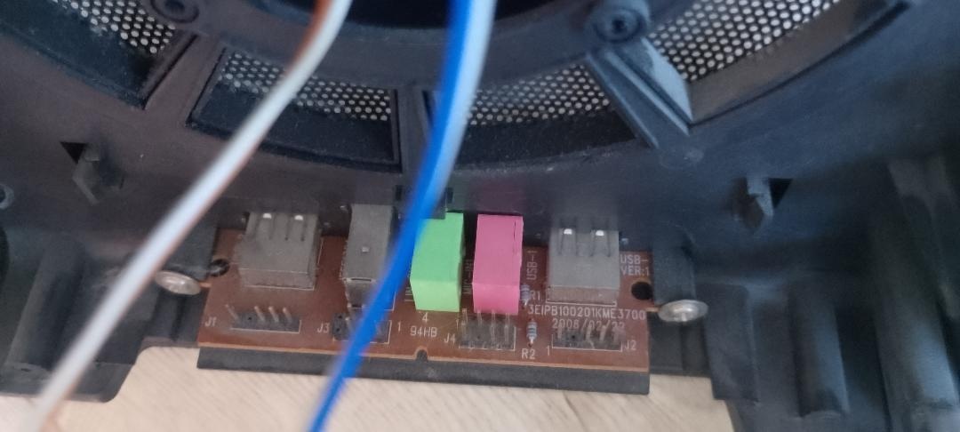 Pc skríň + základná doska asi nd - 13