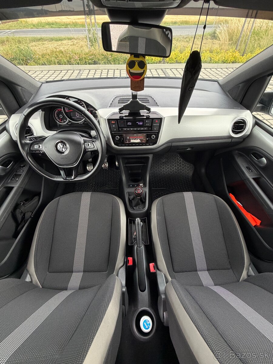 Volkswagen UP High Up 1.0 TSI 66kw 2018 - 13
