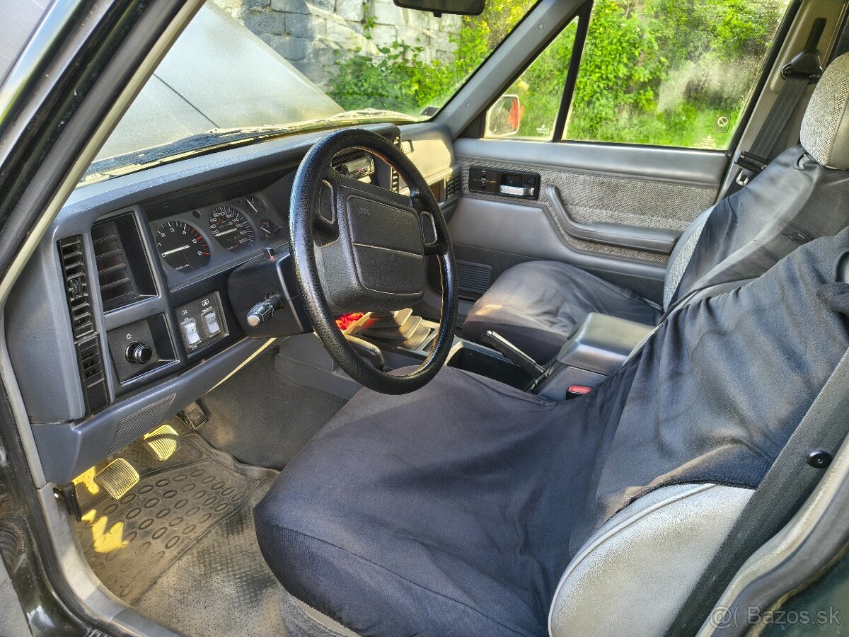Jeep Cherokee 2.5 TD 85kw - 13