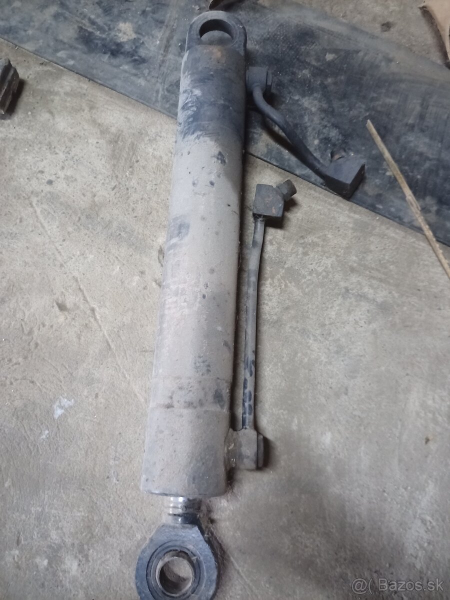 Predám hydraulické valce - 13