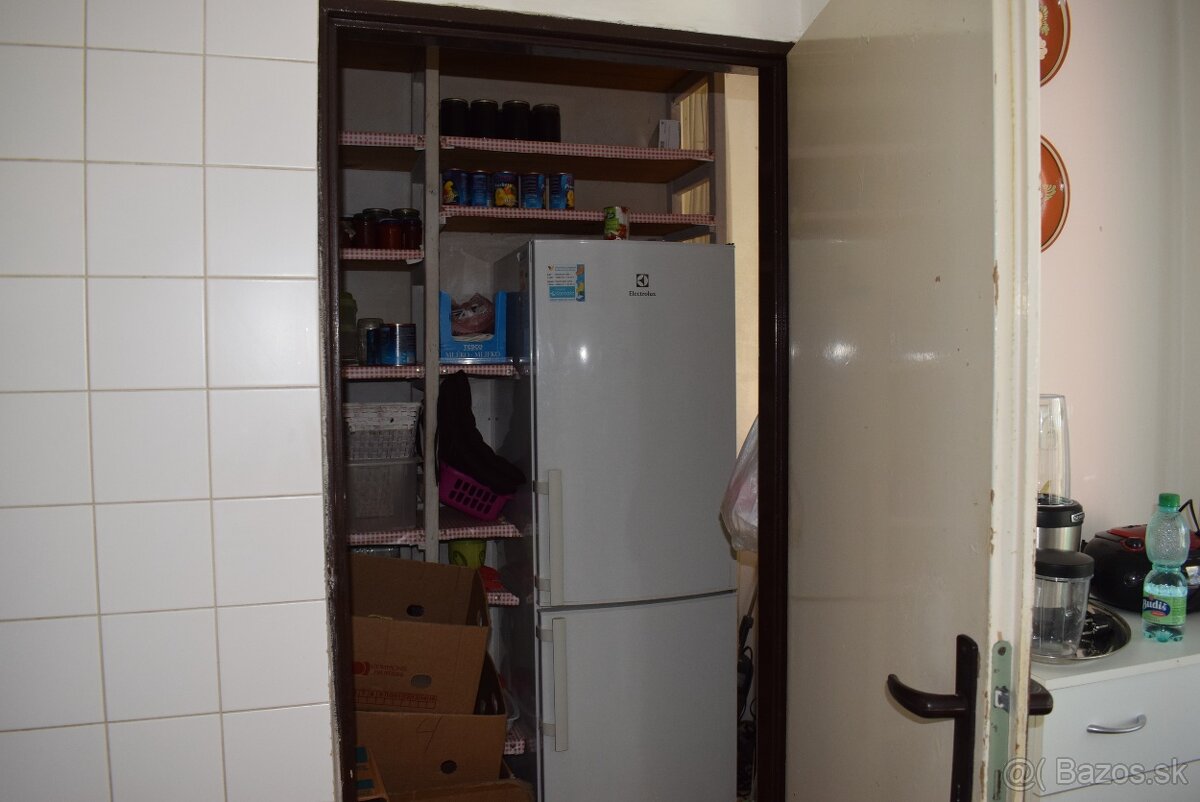 RK Diamant - predaj veľkého 3 izbového bytu - 13