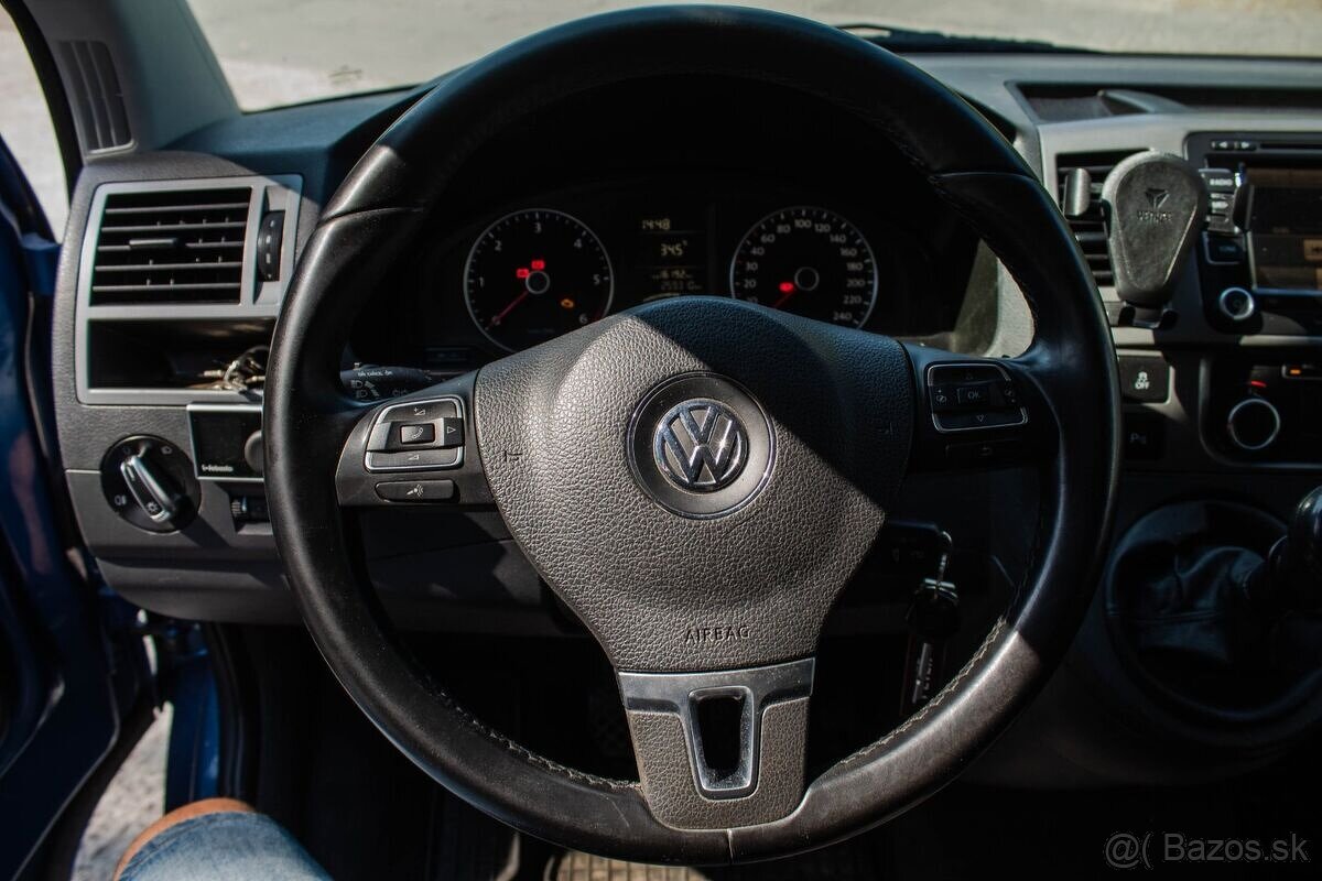 Volkswagen Multivan 2.0 TDI - 13