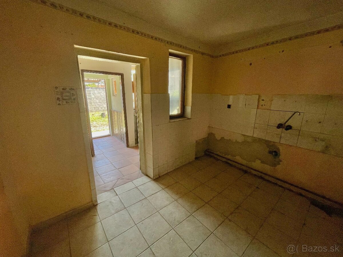 Na predaj veľkorysý RD v meste Veľký Meder - 13