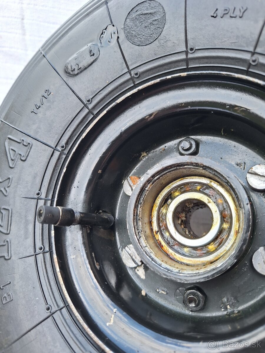 PNEU JAWA PAV 40, 41 - 13