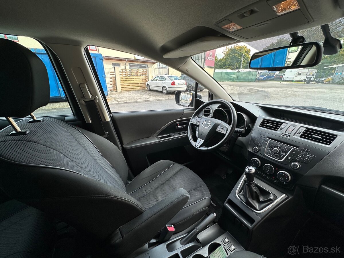 Mazda 5 - 13