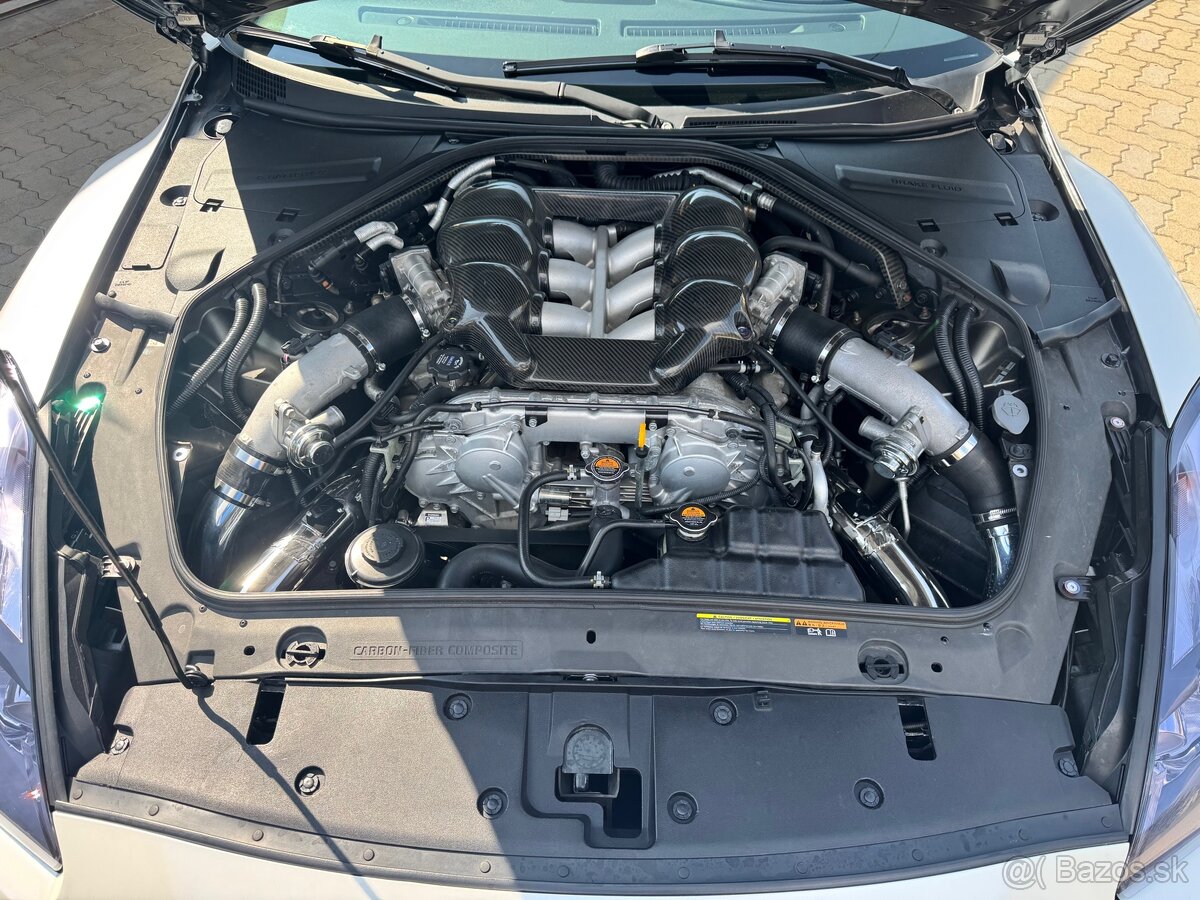 Nissan GTR R35 - 13