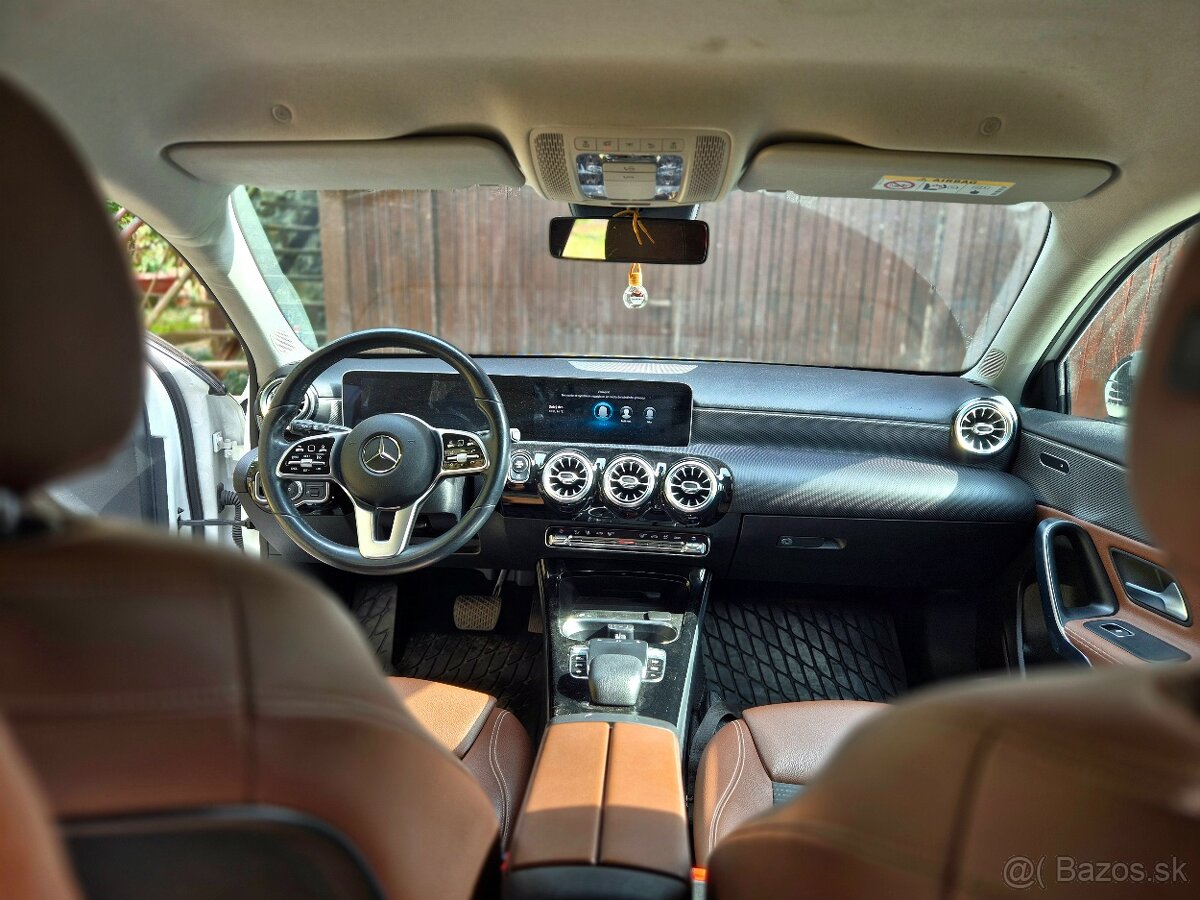 Mercedes-Benz A 180d - 13