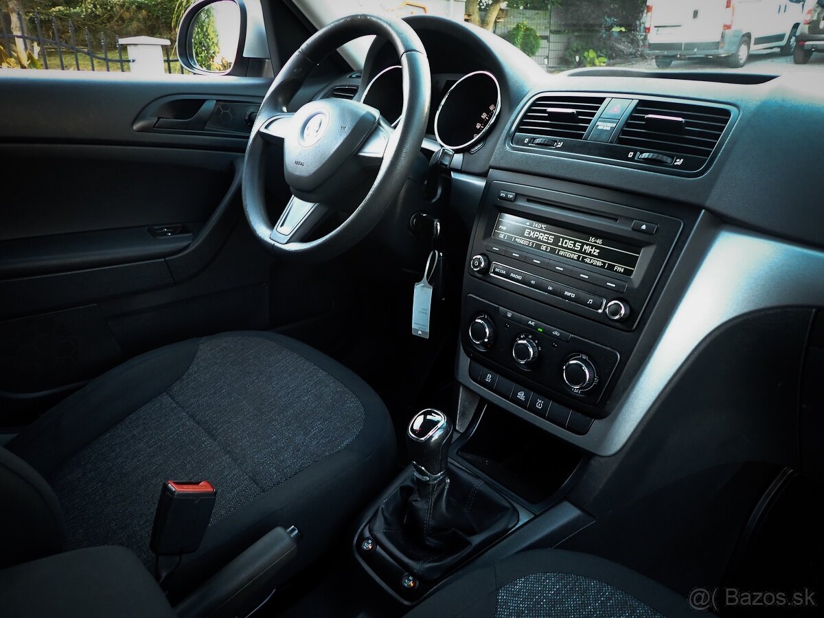 ŠKODA YETI 2.0TDI 4x4 2015 Outdoor Active 81kW ŤAŽNE - 13