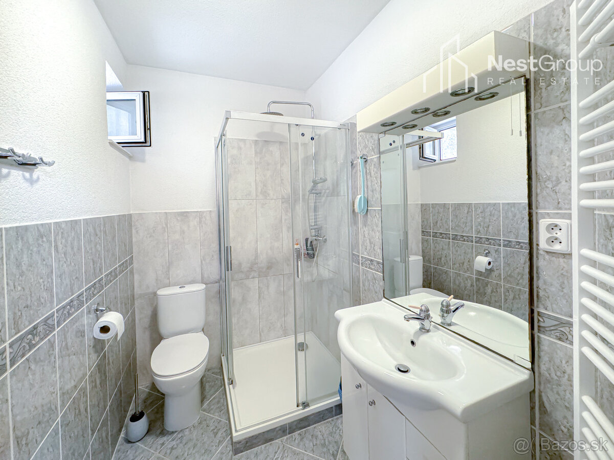 ZNÍŽENÁ CENA6- IZBOVÝ RD S DVOJGARÁŽOU,VEĽKÝ POZEMOK 1,65HA - 13