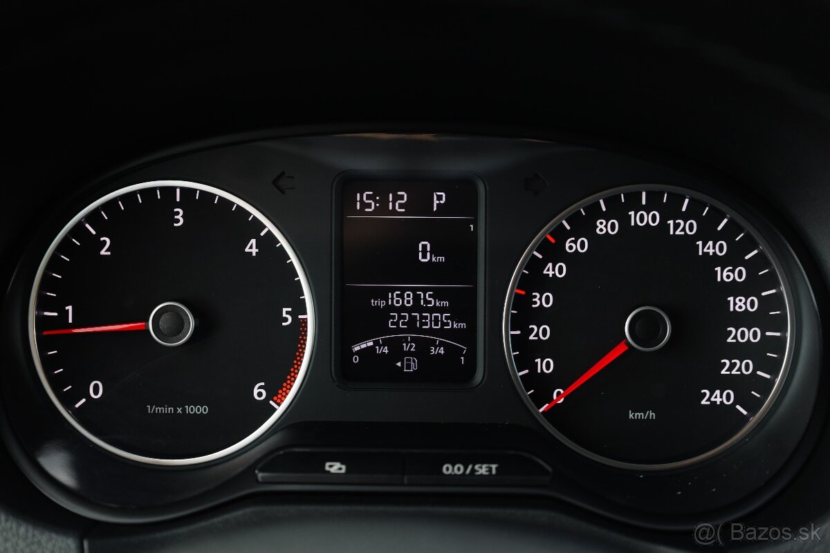 Volkswagen Amarok DC 2.0 BiTDI Highline 4MOTION AT8 - 13