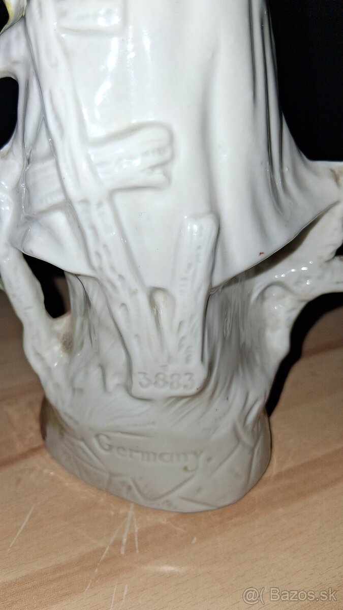 Porcelánová soška/figúrka Pastierka značená Germany - 13