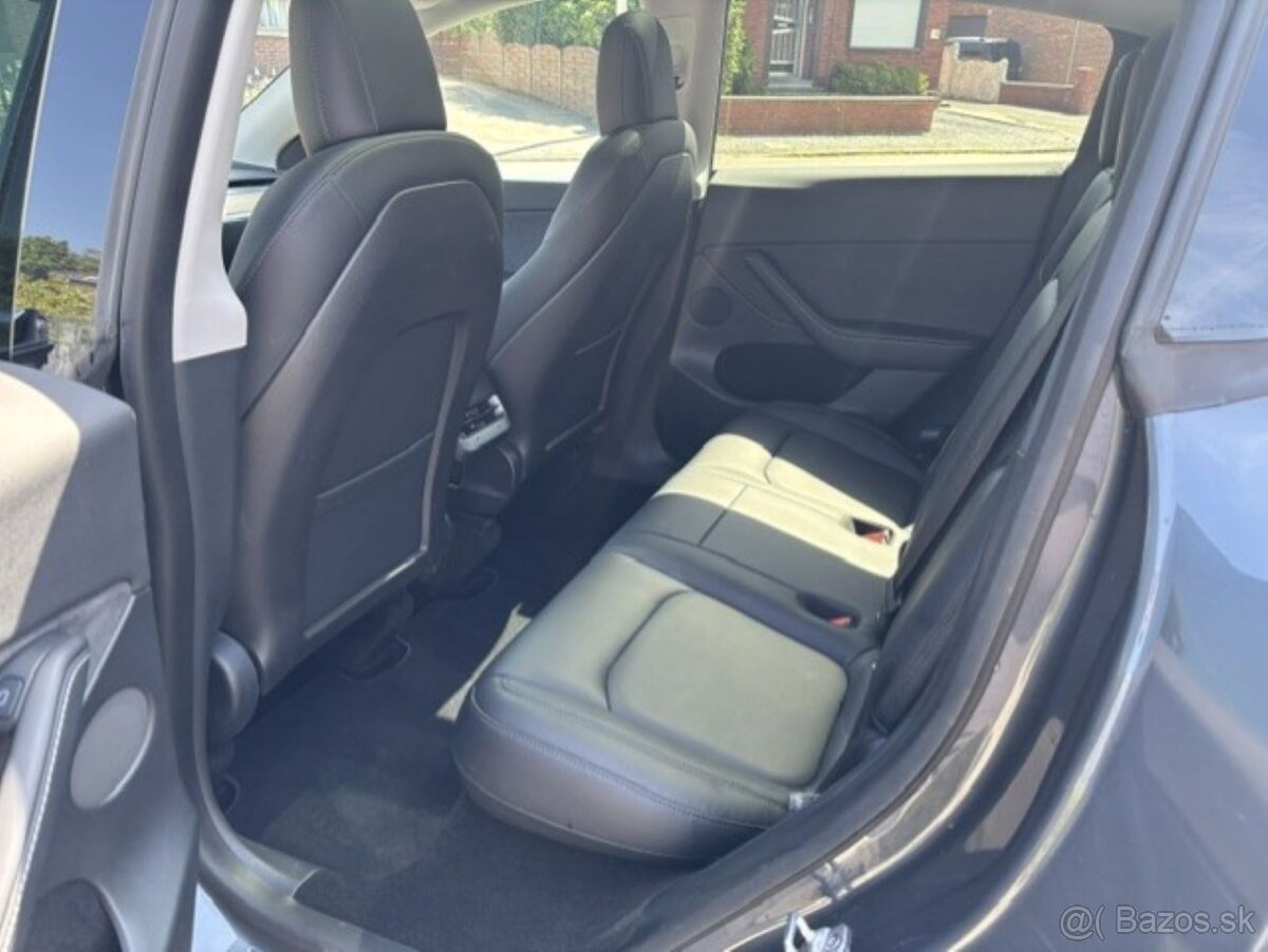 Tesla Model Y Long Range 78 kWh Dual Motor - 13
