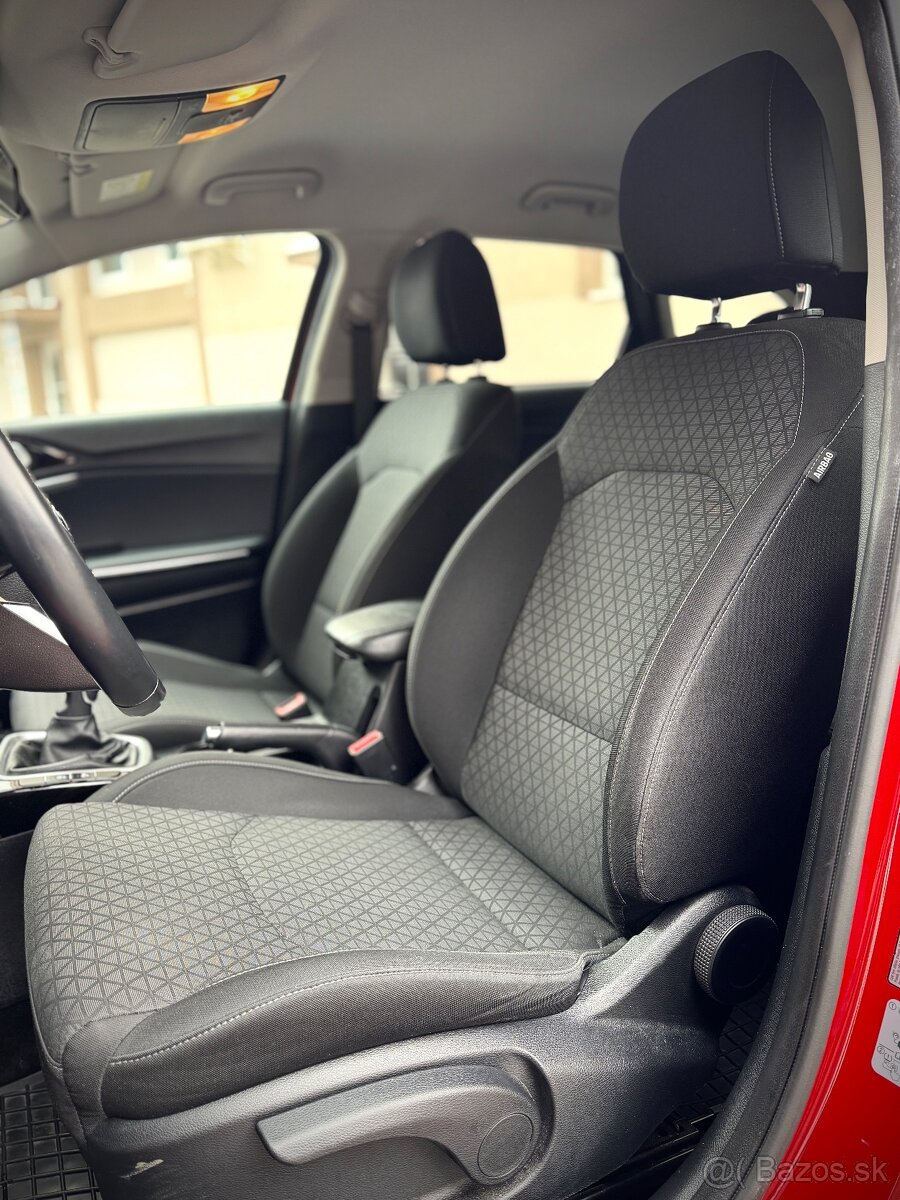 KIA CEED 1.4TGDi GOLD - 13