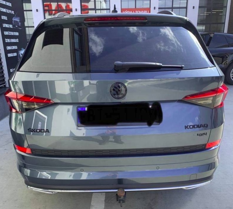 Skoda čierny znak čierne loga emblemy - 13