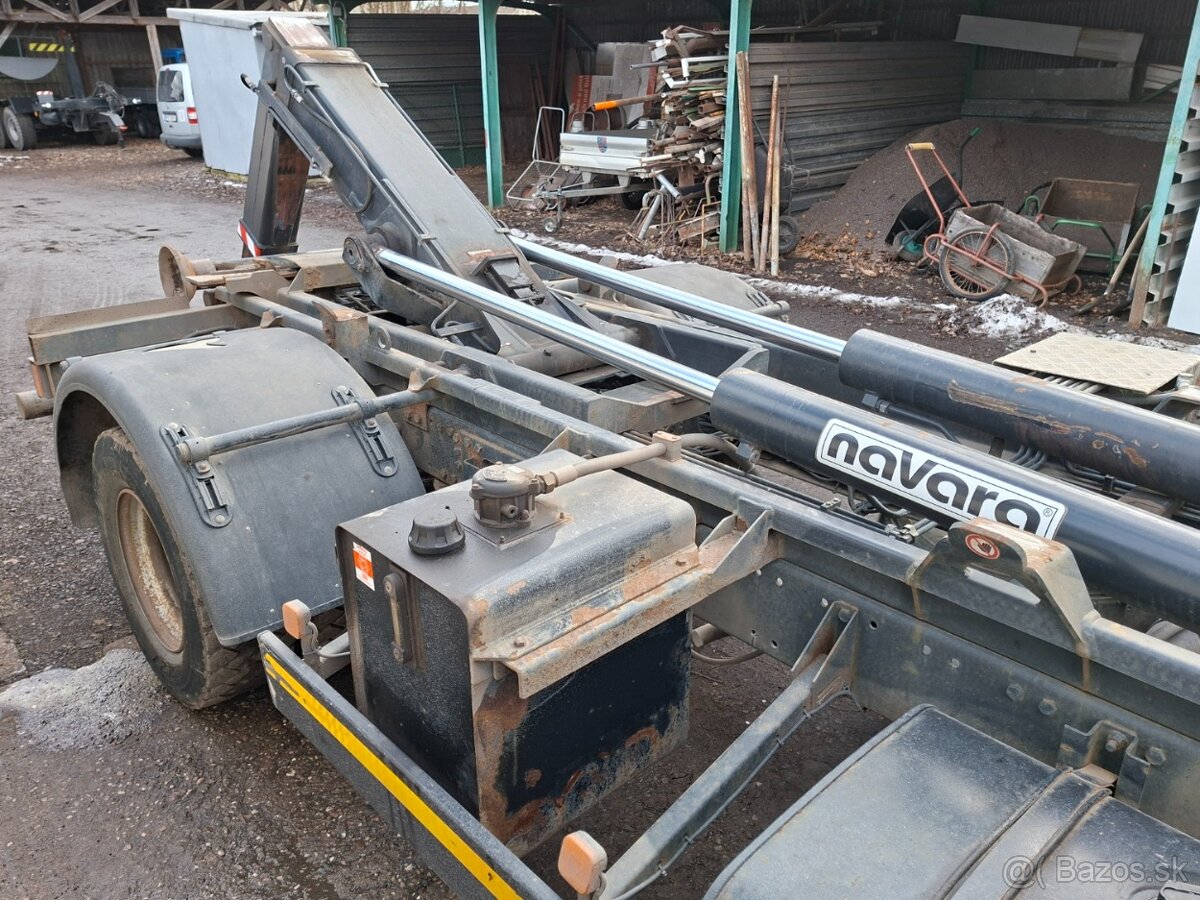 MAN LE 12.220 + HR - 13