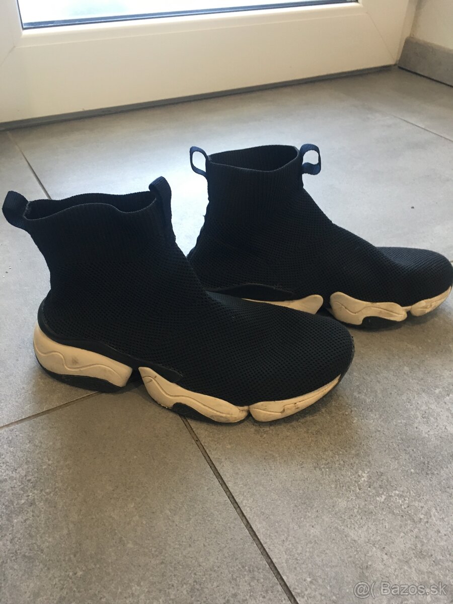 Topánky, tenisky, bundy - 13