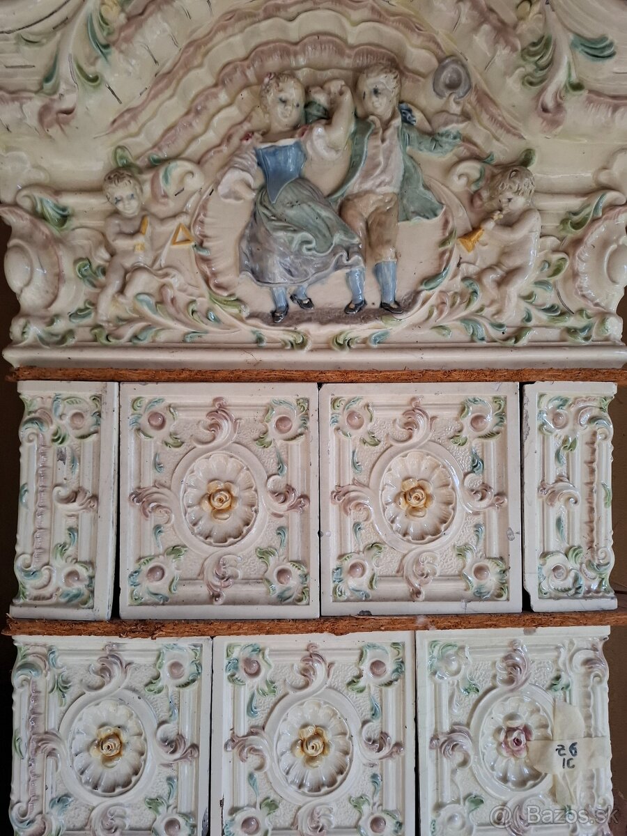 Kachlova pec starozitná, krásná - 13