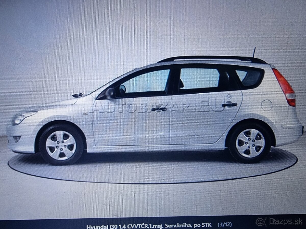 hyundai i30 combi kufrové dvere - 13