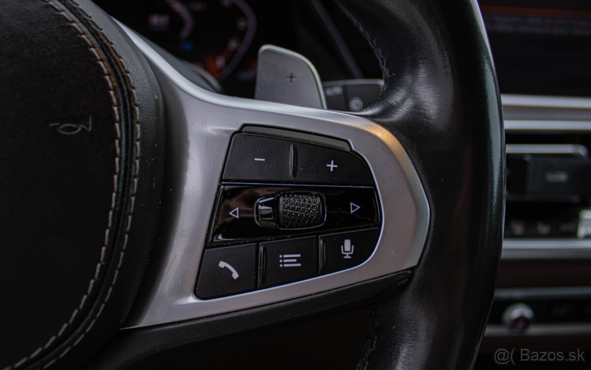 BMW X7 M50i xDrive 2019 - 13