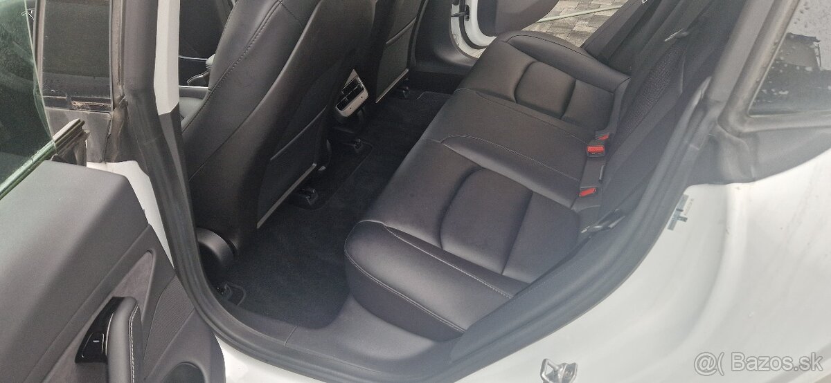 Predám Tesla model 3 long range 4x4 SoH 91% - 13