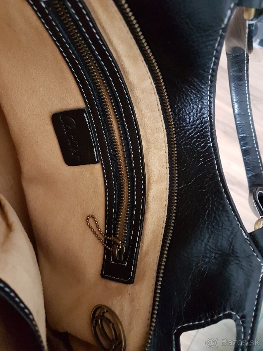 Znackove kabelky,batoh,opasky - 13